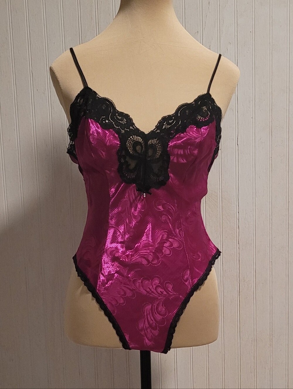 Vintage Delicates Fuchsia Pink Floral Jacquard Black Lace Corset Top Size S EUC